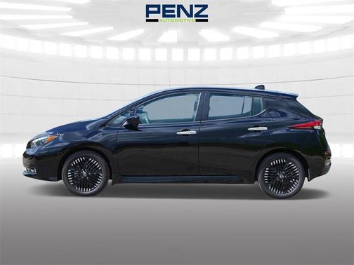 2023 Nissan Leaf SV PLUS