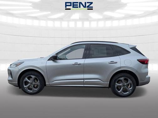 Carbonized Gray Metallic 2023 Ford Escape ST-Line