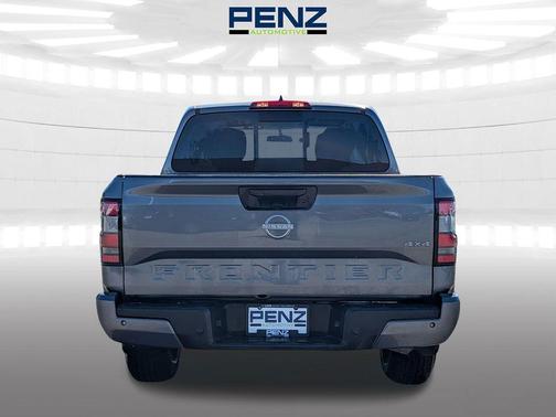 Gun Metallic 2025 Nissan Frontier SV