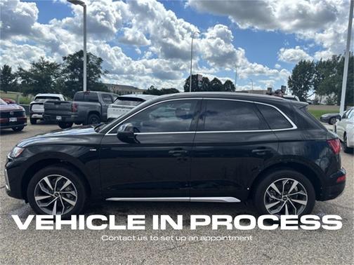 2023 Audi Q5 45 S line quattro Premium