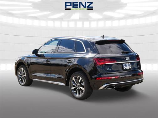 2023 Audi Q5 45 S line quattro Premium