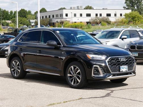 2023 Audi Q5 45 S line quattro Premium