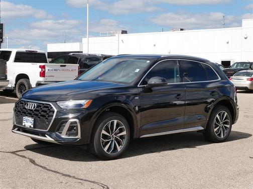 2023 Audi Q5 45 S line quattro Premium