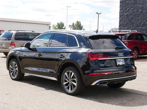 2023 Audi Q5 45 S line quattro Premium