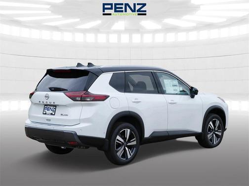 2025 Nissan Rogue SL