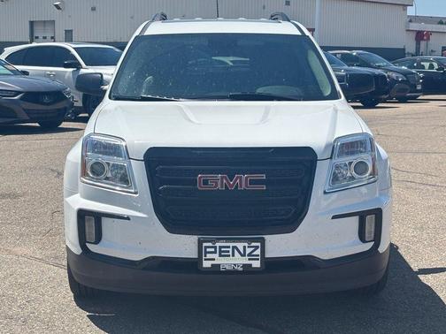 Summit White 2017 GMC Terrain SLT