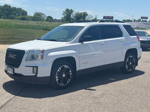 Summit White 2017 GMC Terrain SLT