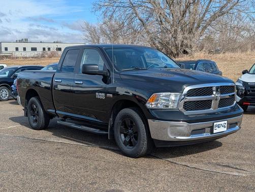 2016 RAM 1500 SLT