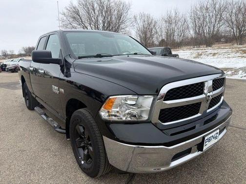 2016 RAM 1500 SLT