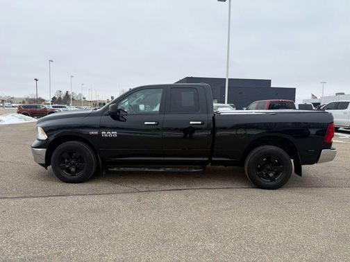 2016 RAM 1500 SLT