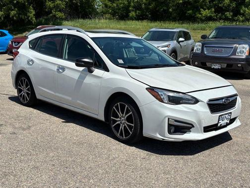 Crystal White Pearl 2019 Subaru Impreza 2.0i Limited