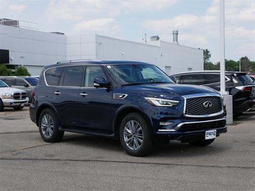 2024 INFINITI QX80 Luxe