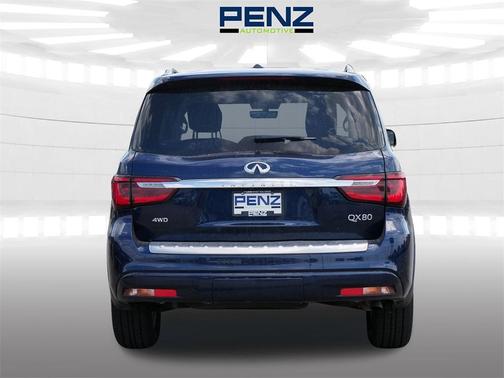 2024 INFINITI QX80 Luxe