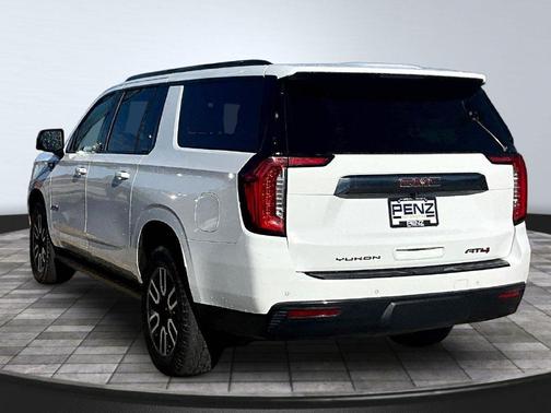 Summit White 2023 GMC Yukon XL AT4