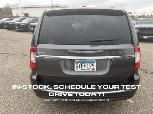 2014 Chrysler Town & Country Touring-L