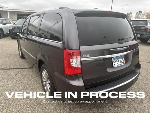 2014 Chrysler Town & Country Touring-L