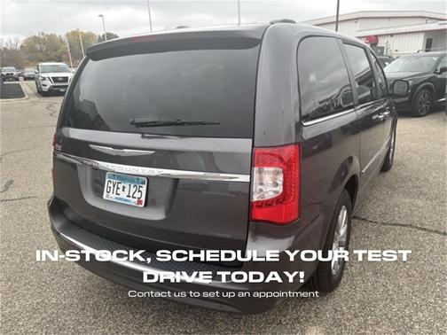 2014 Chrysler Town & Country Touring-L