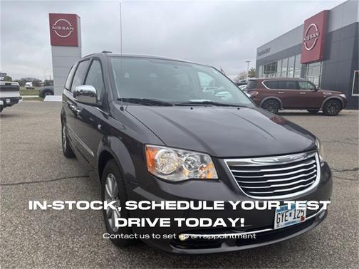 2014 Chrysler Town & Country Touring-L