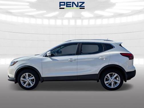 2017 Nissan Rogue Sport SV