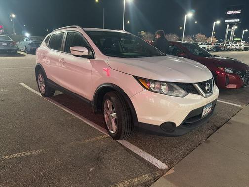 2017 Nissan Rogue Sport SV