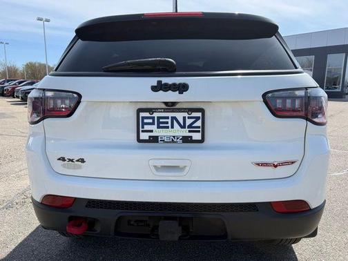 White Clearcoat 2017 Jeep Compass Trailhawk