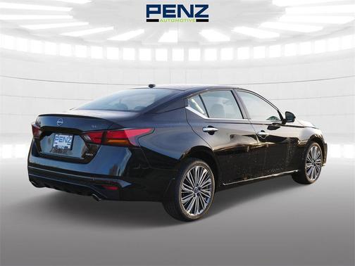 2025 Nissan Altima SL