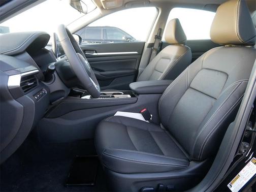 2025 Nissan Altima SL