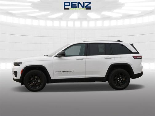 2024 Jeep Grand Cherokee Laredo