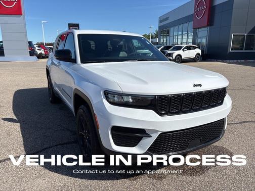 2024 Jeep Grand Cherokee Laredo