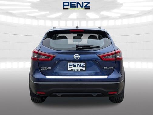 2022 Nissan Rogue Sport SL