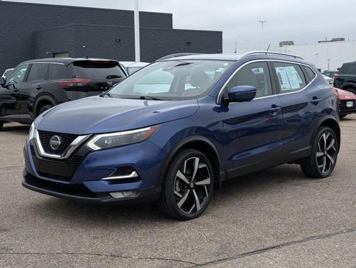 2022 Nissan Rogue Sport SL