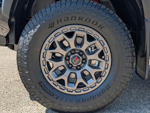 Black 2026 Nissan Frontier PRO-4X