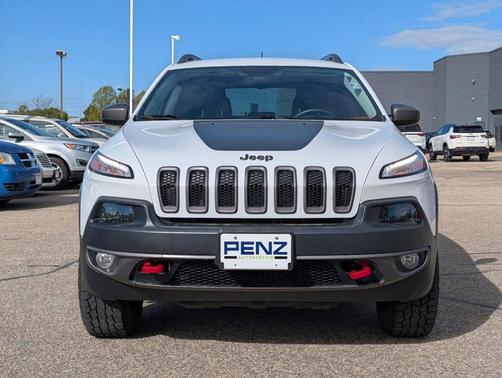 Bright White Clearcoat 2015 Jeep Cherokee Trailhawk