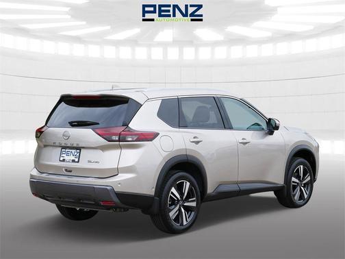 2025 Nissan Rogue SL