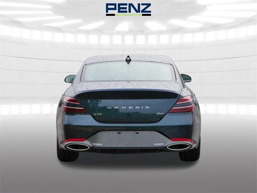 2024 Genesis G70 2.5T