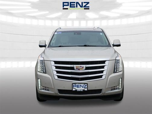 2016 Cadillac Escalade Luxury