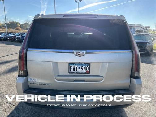 2016 Cadillac Escalade Luxury