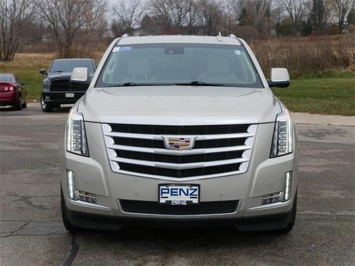 2016 Cadillac Escalade Luxury