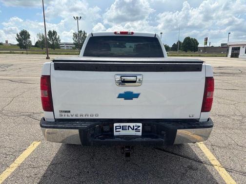 Summit White 2011 Chevrolet Silverado 1500 LT