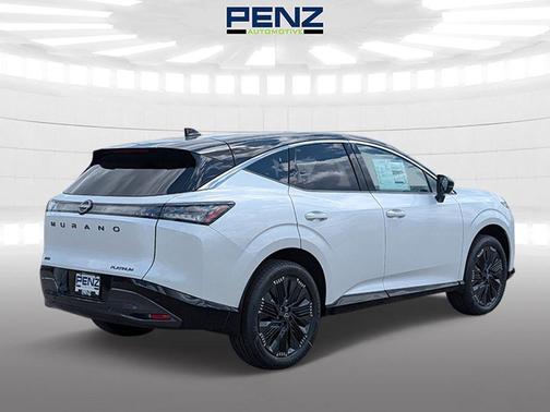 White / Black 2026 Nissan Murano Platinum