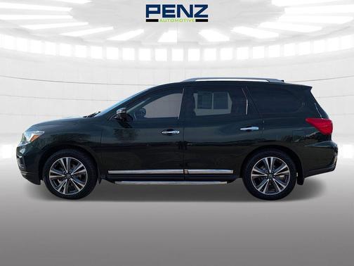 Midnight Pine Metallic 2019 Nissan Pathfinder Platinum