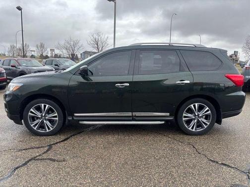 Midnight Pine Metallic 2019 Nissan Pathfinder Platinum