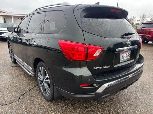 Midnight Pine Metallic 2019 Nissan Pathfinder Platinum