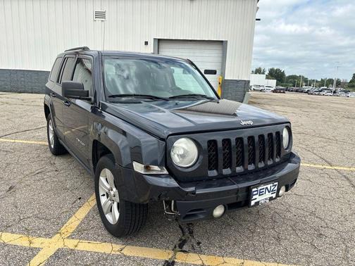 Maximum Steel Metallic 2014 Jeep Patriot Sport