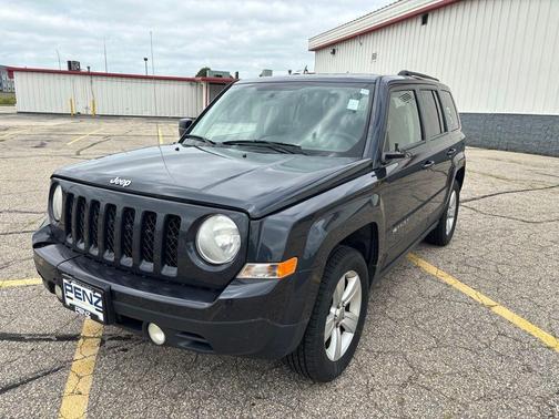 Maximum Steel Metallic 2014 Jeep Patriot Sport