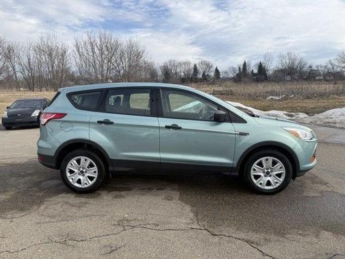 2013 Ford Escape S