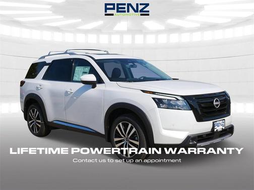 2025 Nissan Pathfinder Platinum