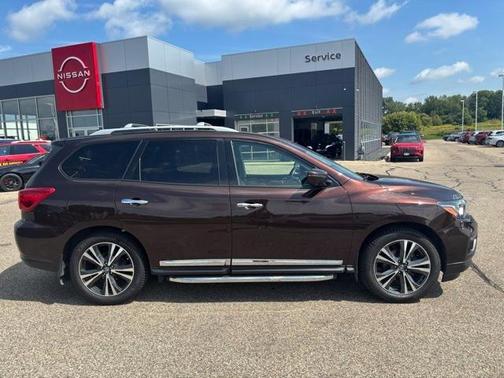 2019 Nissan Pathfinder Platinum