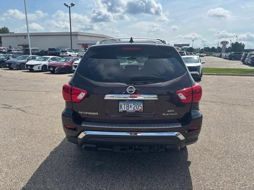 2019 Nissan Pathfinder Platinum