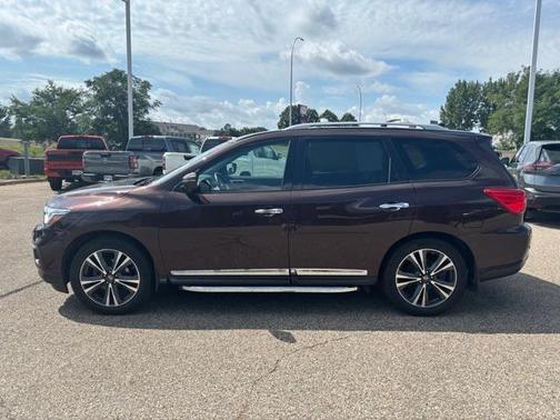 2019 Nissan Pathfinder Platinum